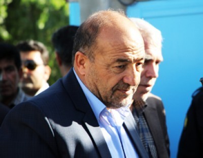 مطیع امر نماینده ولی‌فقیه در فیروزآباد هستم/ هیچ نماینده‌ای در ادارات معرفی نکرده‌ام