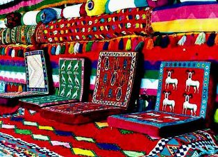 هنر قوم قشقایی در رادیو فرهنگ بررسی می شود