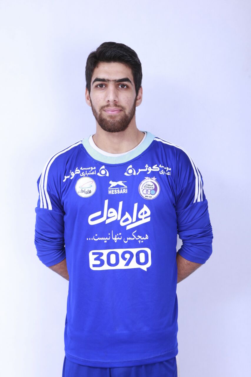 بیوگرافی بازیکن قشقایی تیم استقلال تهران