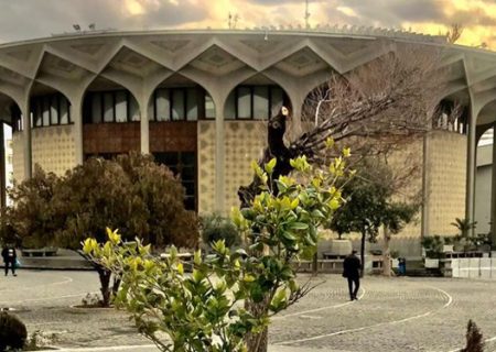 نمایش تَرَقُب در تالار قشقایی روی صحنه می رود