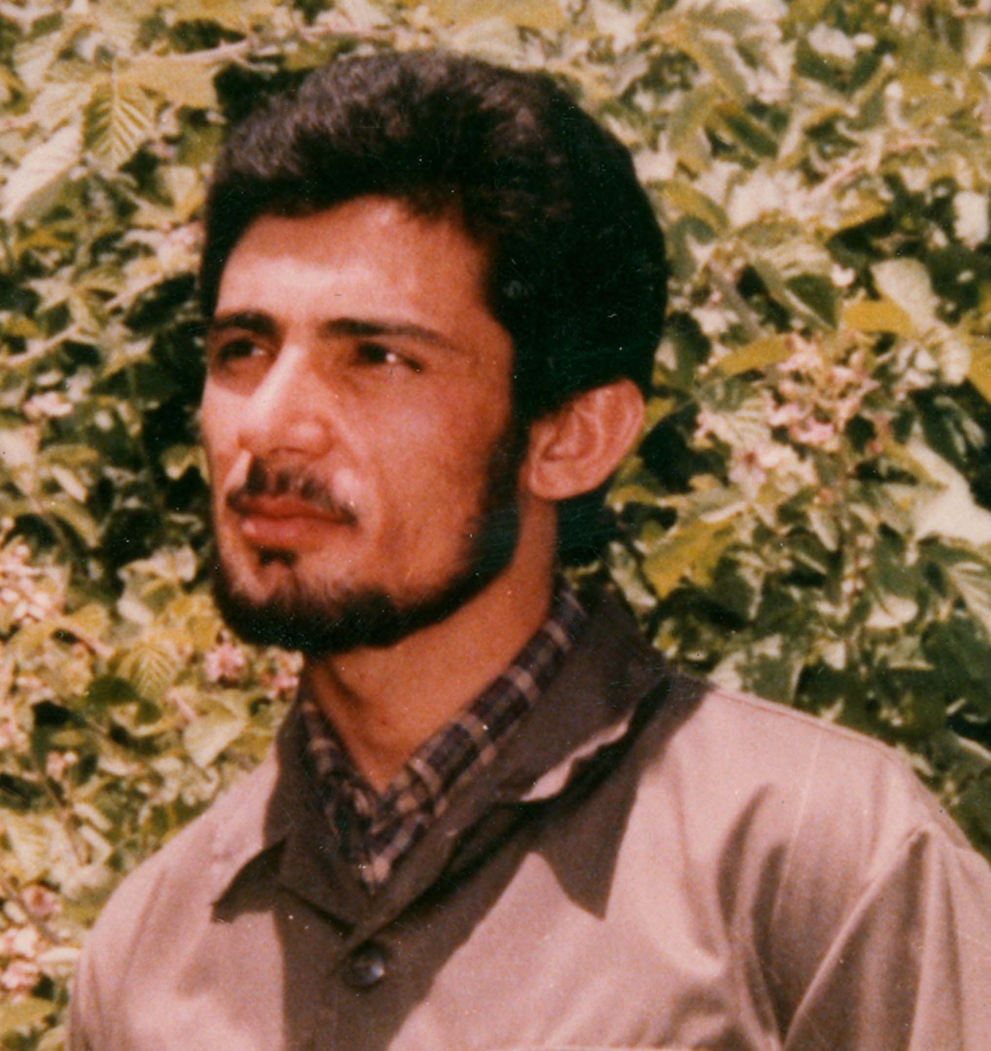 کتاب مرد یل + دانلود